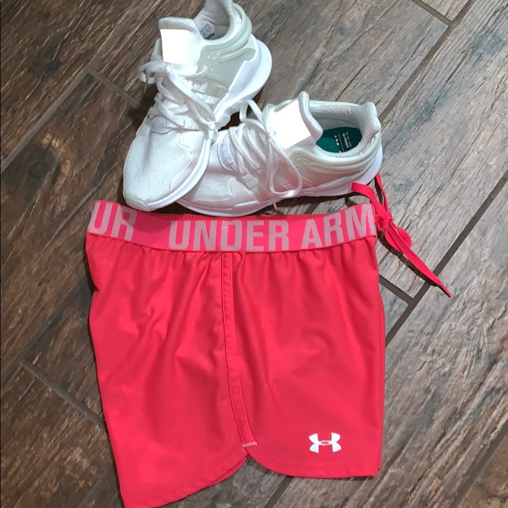 Under Armor running shorts, Heat Gear! EUC